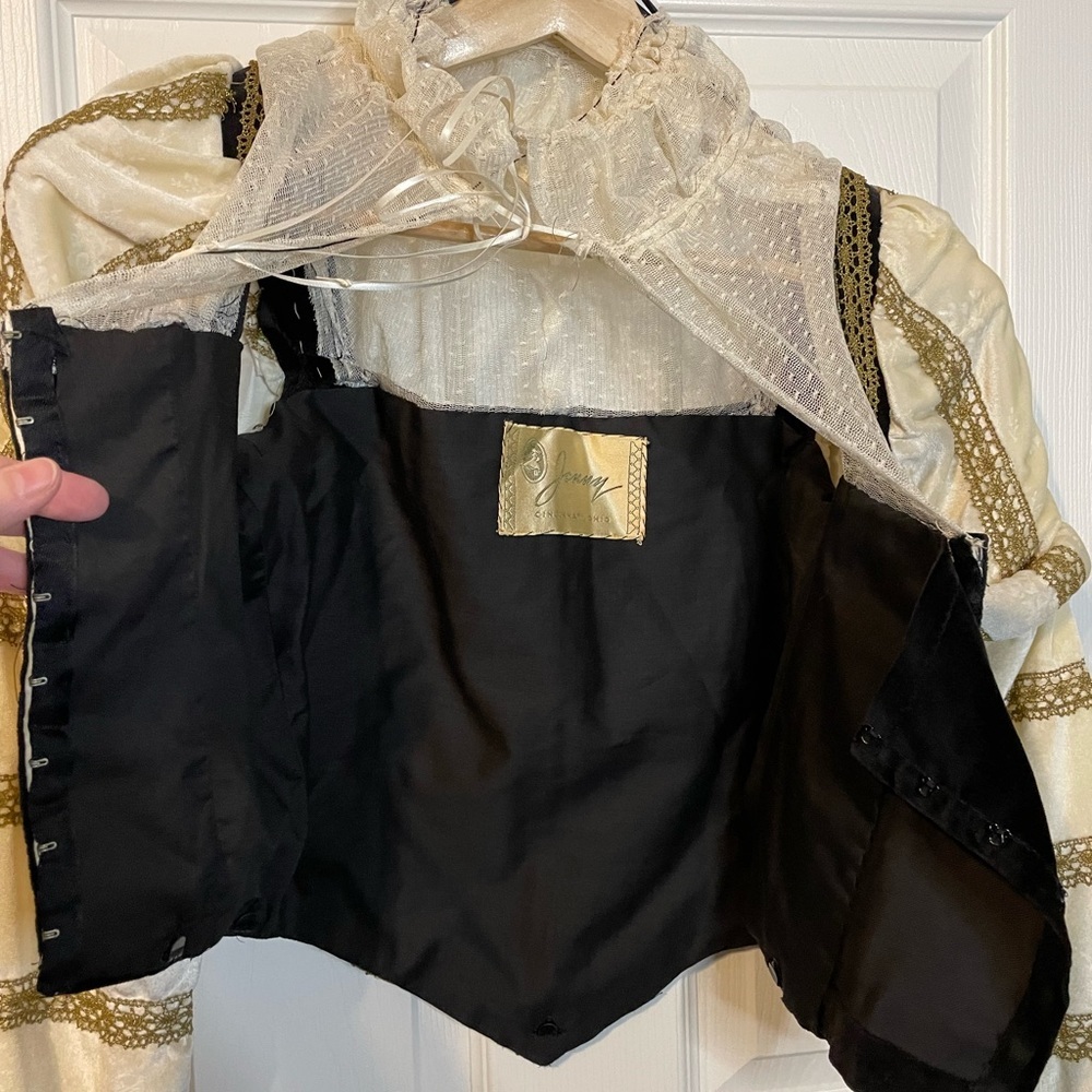 VTG medieval bodice / Shakespearean costume black velvet gold lace trim sz S (?) - Picture 14 of 16